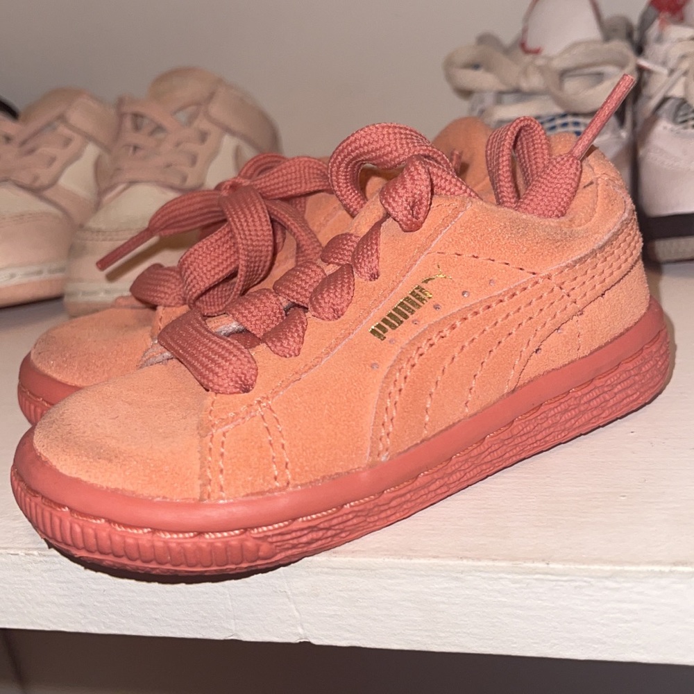 Puma kids shoe size 5C